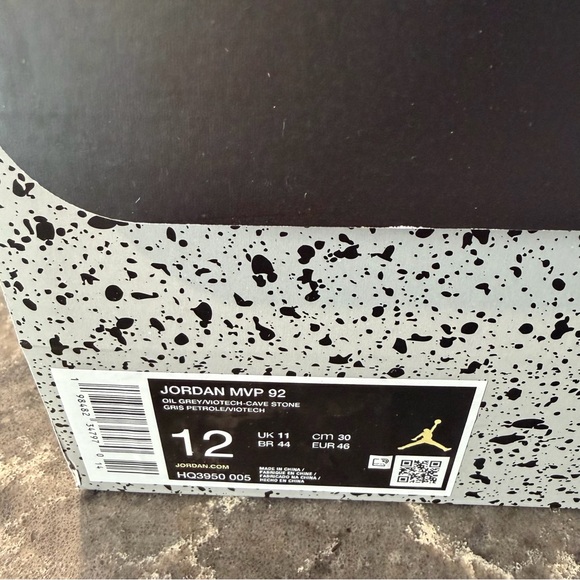NEW Jordan MVP 92- Oil Grey/Viotech-Cave Stone (HQ3950 005) - Picture 9 of 10